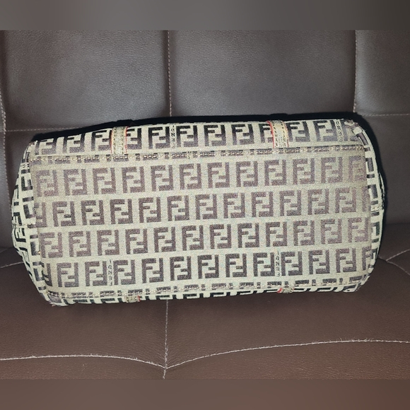 Fendi Zucchino Monogram Canvas Tote Bag - Picture 6 of 8